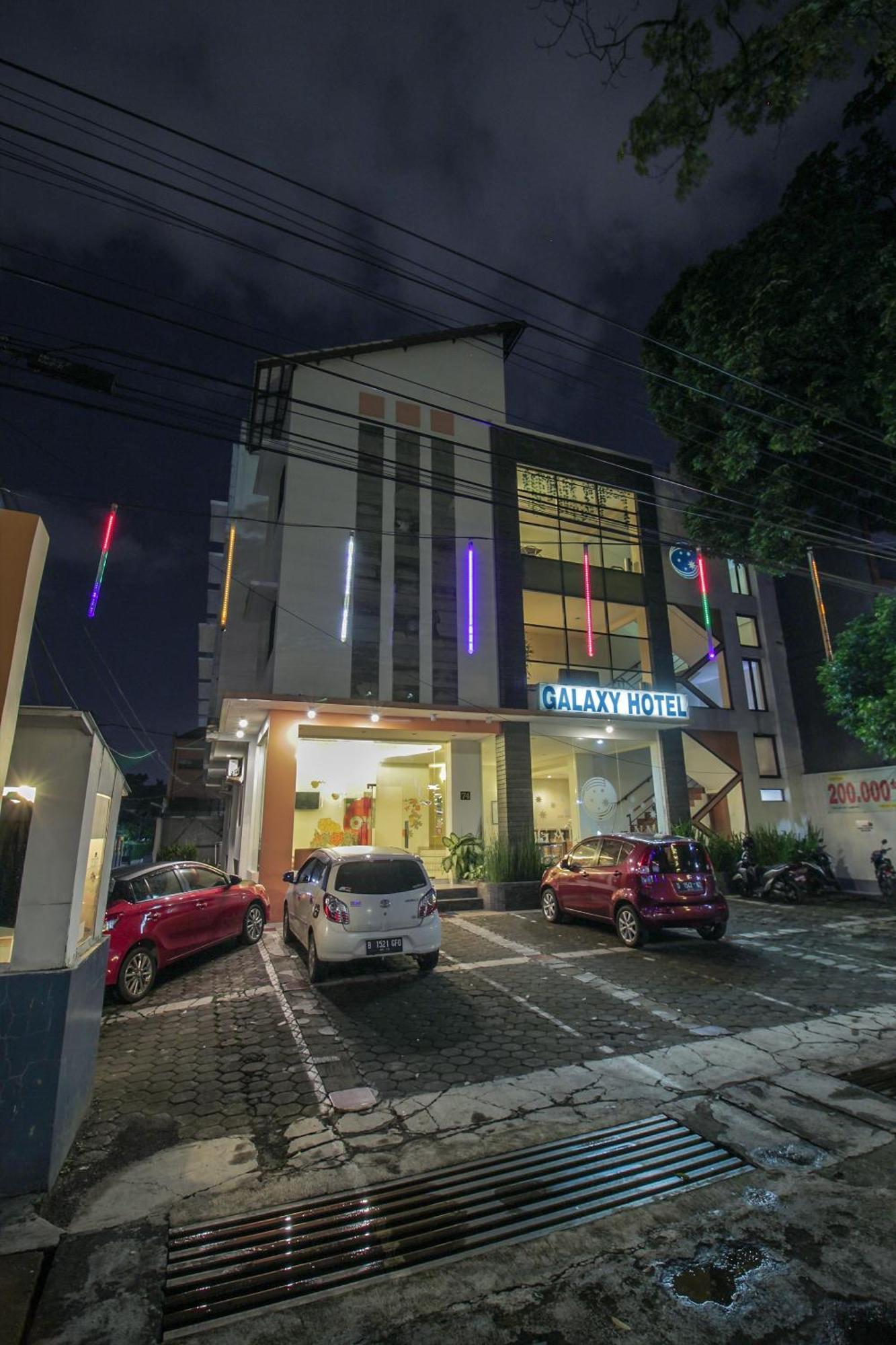 Capital O Galaxy Inn Bandung Exterior foto