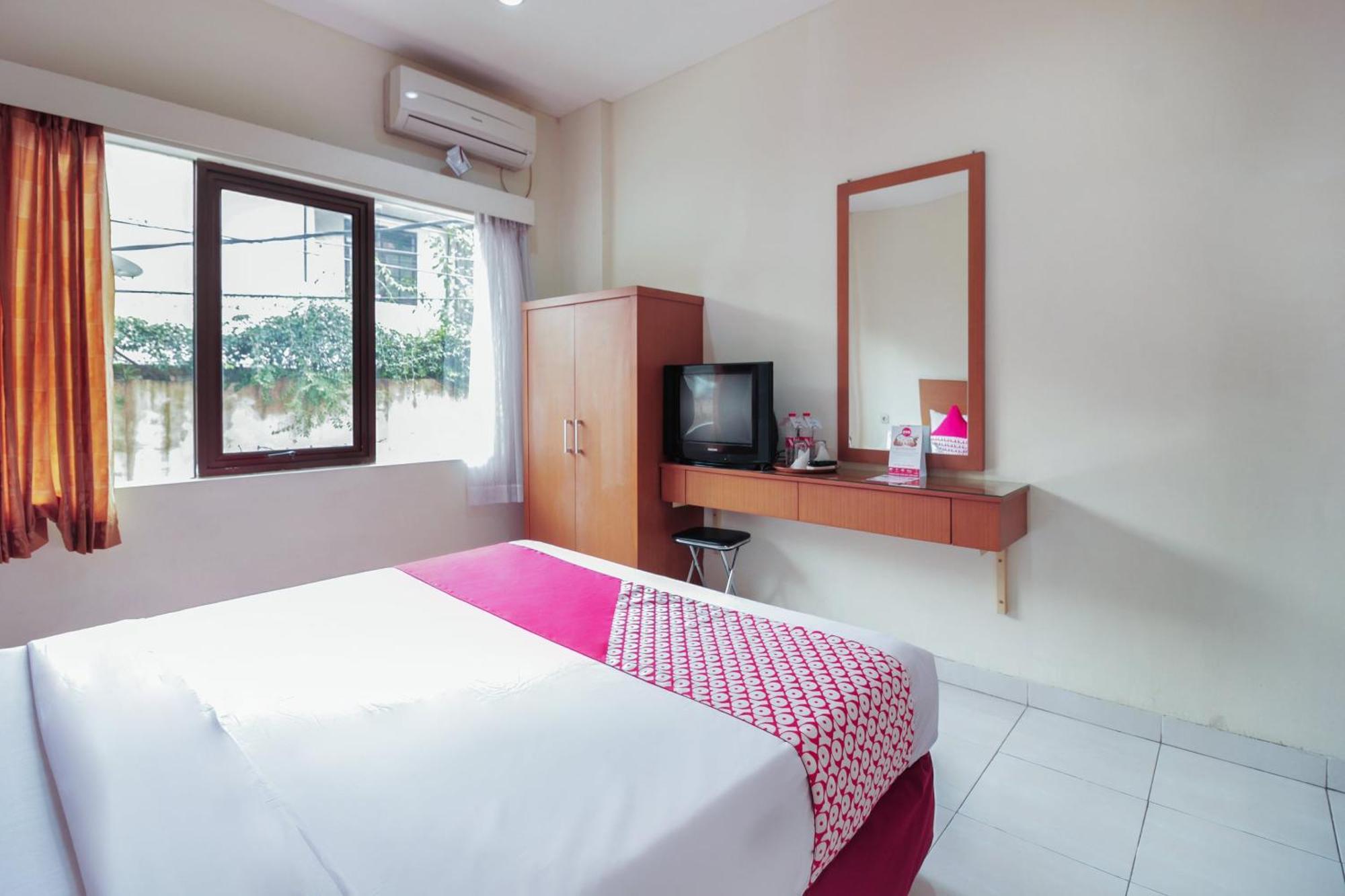 Capital O Galaxy Inn Bandung Exterior foto